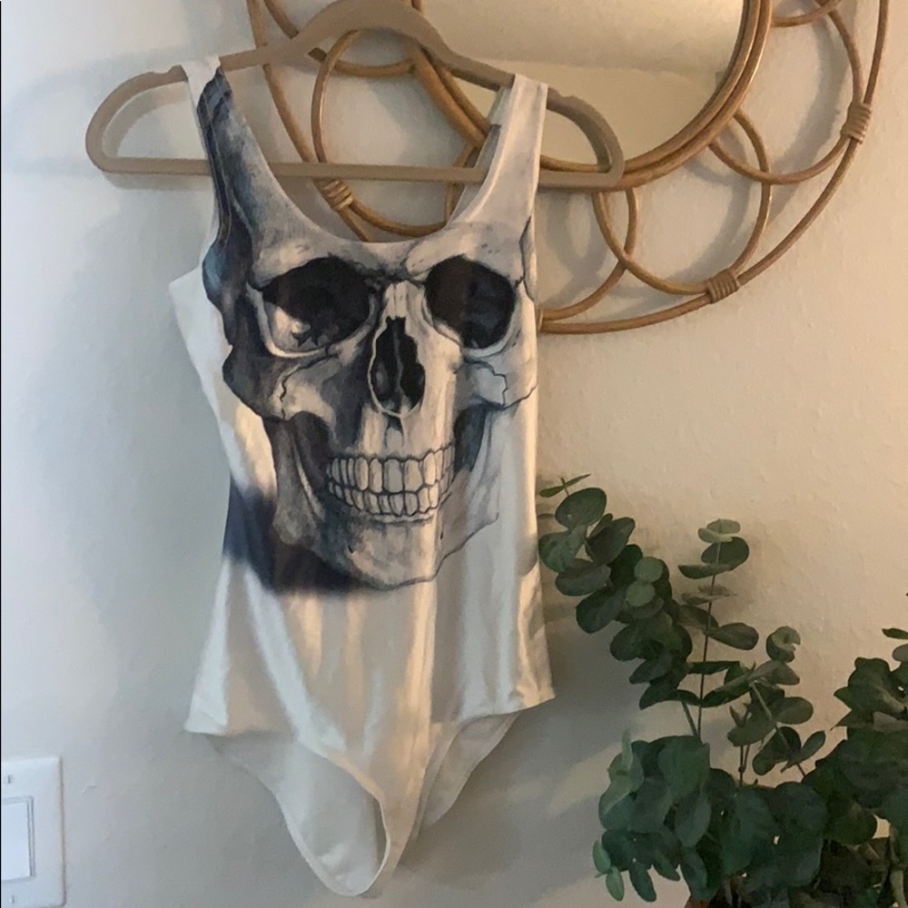 Skull print one piece